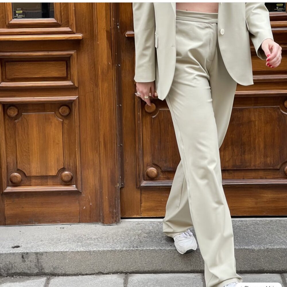 Djerf Avenue First Choice Pants Size Small